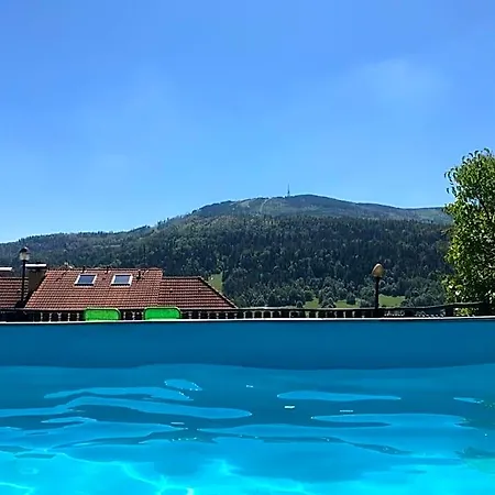 Eden Basen Z Widokiem Na Skrzyczne *