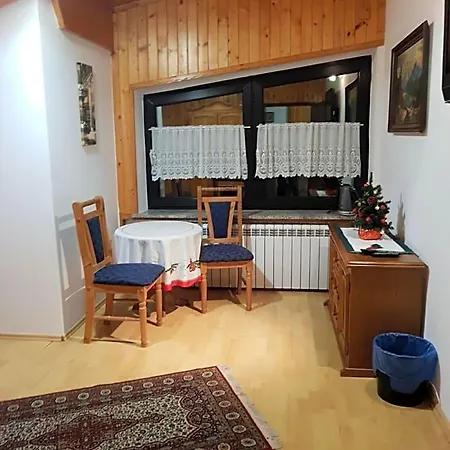 Eden Basen Z Widokiem Na Skrzyczne