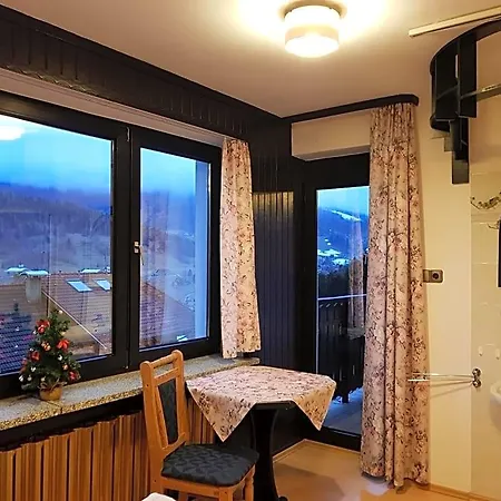 Eden Basen Z Widokiem Na Skrzyczne Bed & Breakfast