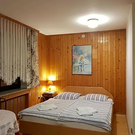 Eden Basen Z Widokiem Na Skrzyczne Bed & Breakfast Szczyrk