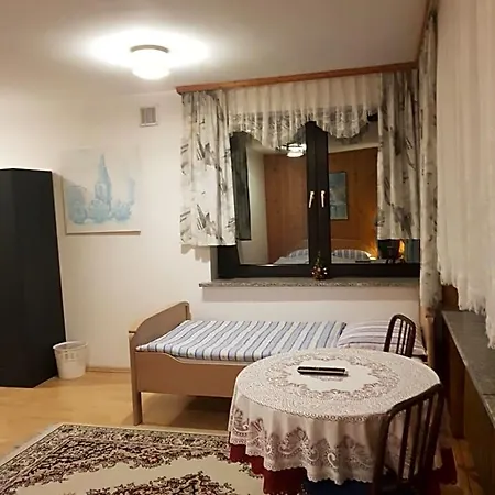 Eden Basen Z Widokiem Na Skrzyczne Bed & Breakfast