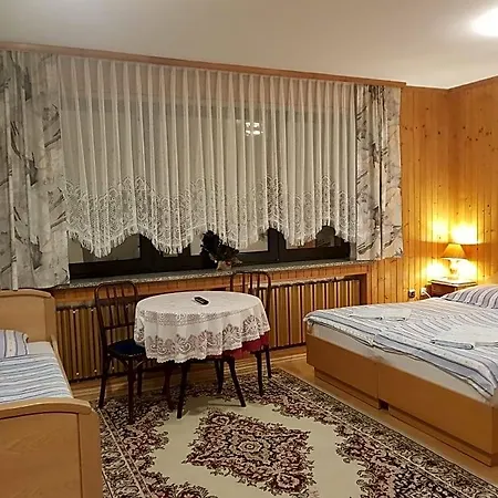 Bed & Breakfast Eden Basen Z Widokiem Na Skrzyczne