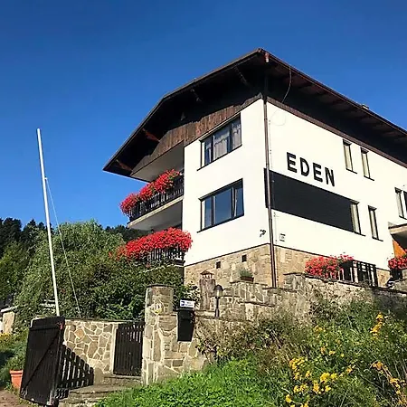 Eden Basen Z Widokiem Na Skrzyczne Bed & Breakfast