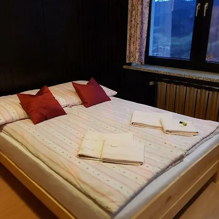Eden Basen Z Widokiem Na Skrzyczne Bed & Breakfast *
