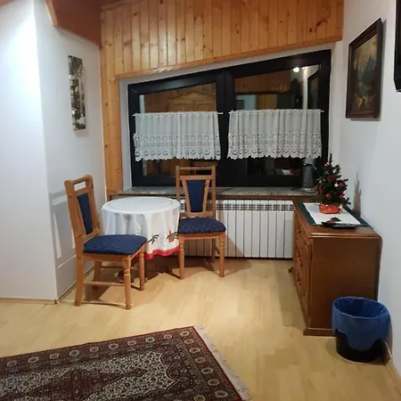 Eden Basen Z Widokiem Na Skrzyczne *