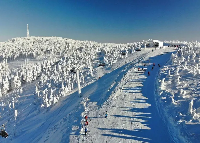 Eden Nocleg ze śniadaniem *